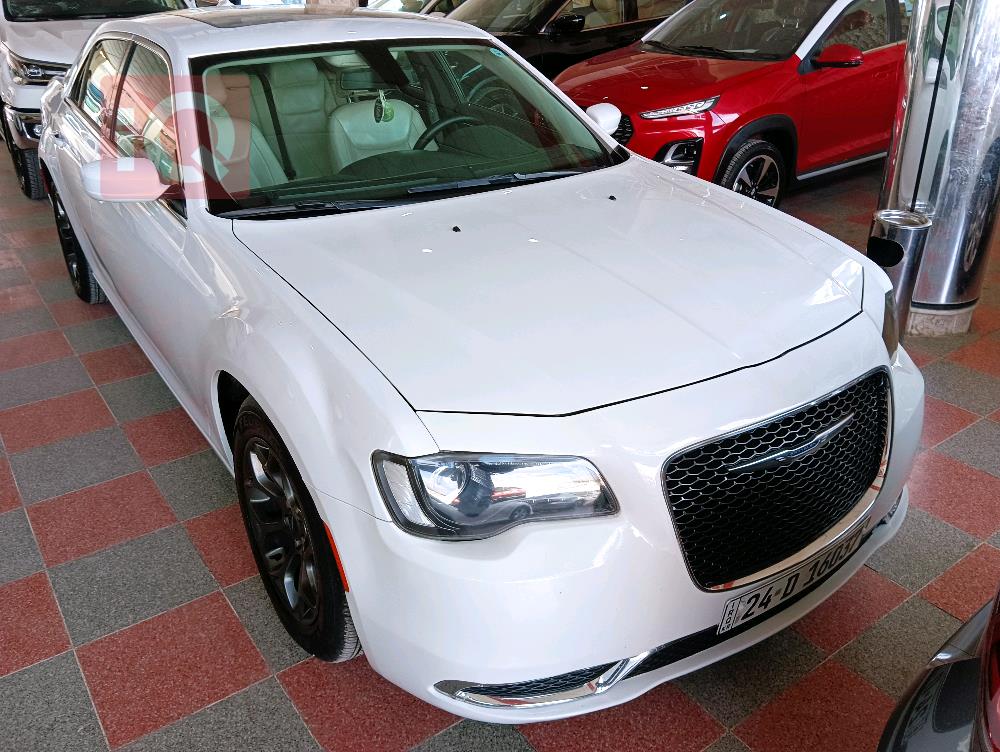 کرایسلەر 300
